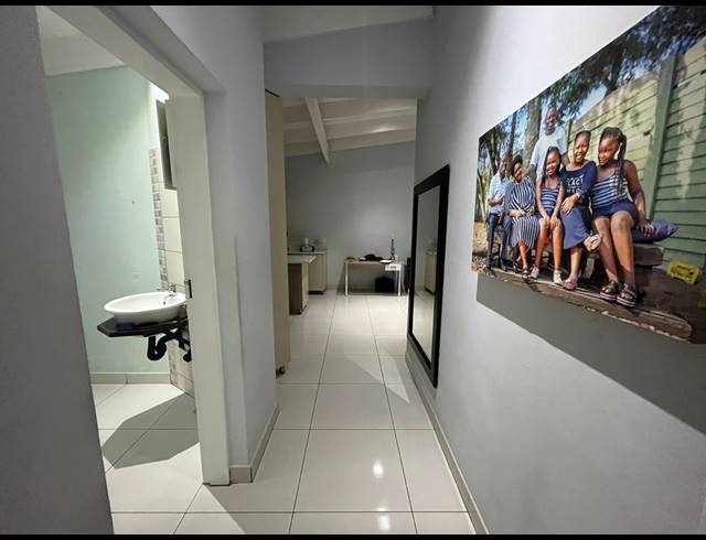 3 BEDROOM TOWNHOUSE FOR SALE IN WATERVAL EAST